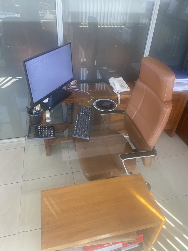 IA Executive Office Desk