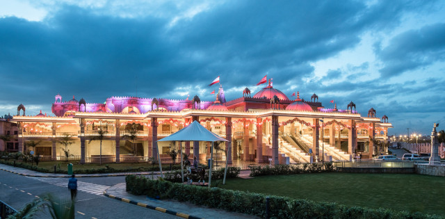 Shree Kutch Satsang Swaminarayan Temple