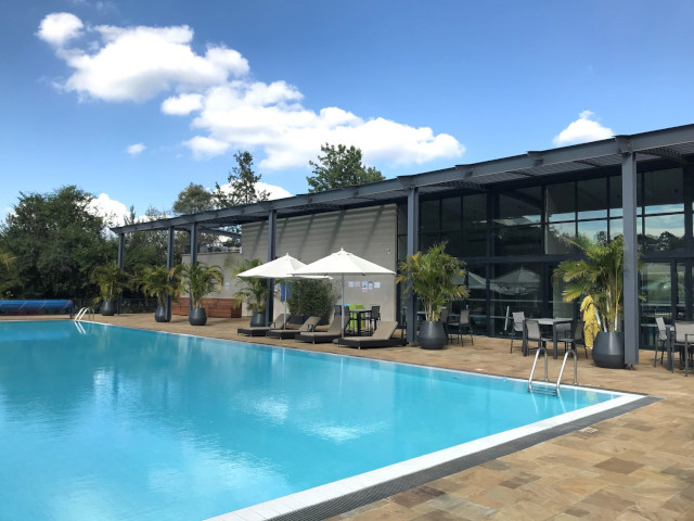 Club House, Swimming Pool & Recreation Gardens